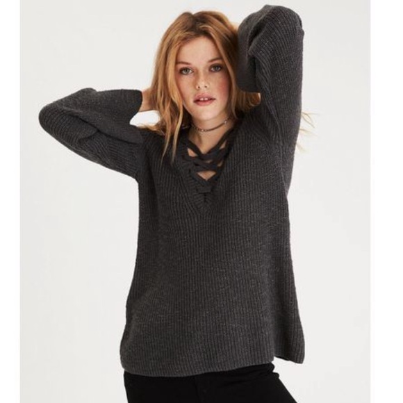American Eagle Outfitters Sweaters - AE Chunky Knit bell sleeve sweater